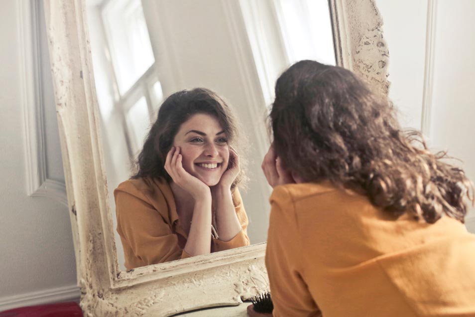 7/3 is National Compliment Your Mirror Day: How Affirmations Can Help YouBuild Your Confidence